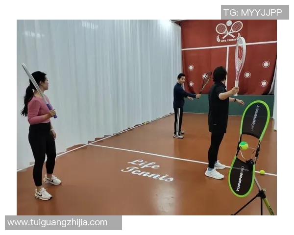 重庆网球队技术提升之路:聚焦网球训练与战术创新探讨 重庆网球队技术提升之路:聚焦网球训练与战术创新探讨